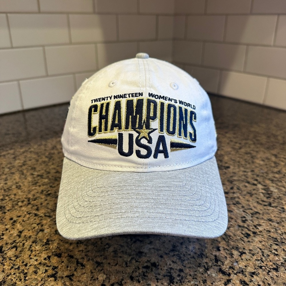 USA Hat New Era 9TWENTY Adjustable OSFM White Grey 2019 Women's World Champions